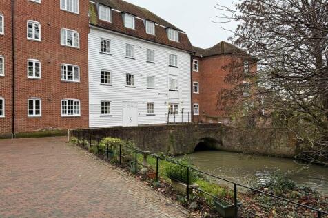 The Causeway, Canterbury CT1 2 bed retirement property for sale