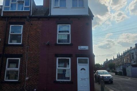 Ivy Crescent, Leeds LS9 3 bed end of terrace house for sale