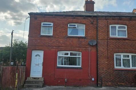 East Park Grove, Leeds LS9 3 bed end of terrace house for sale