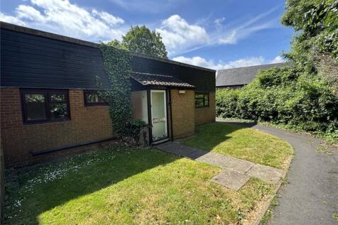 Divot Place, Hertford, Hertfordshire 2 bed bungalow for sale