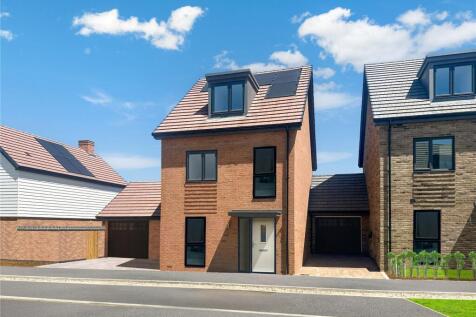 Chadwick Avenue, Bordon, Hampshire 3 bed detached house for sale