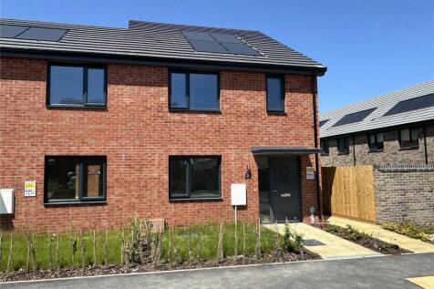 Markham Street, Bordon, Hampshire 3 bed semi