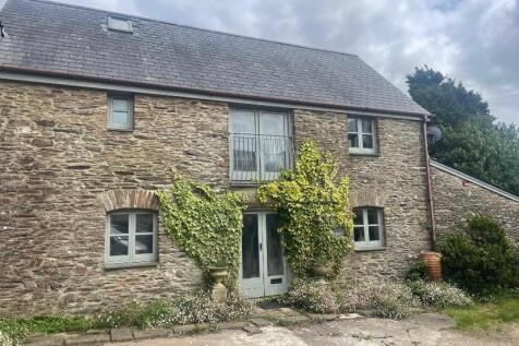 4 bedroom property for sale