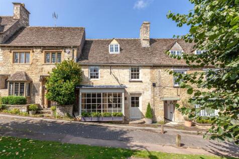 The Hill, Burford 3 bed townhouse for sale