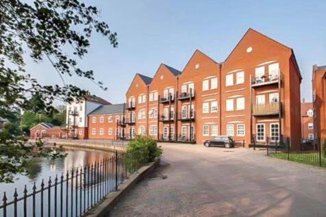 Waterside Lane, Colchester, CO2 3 bed flat for sale