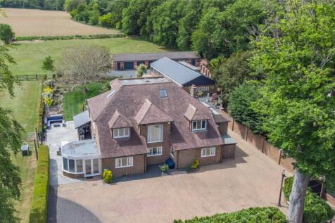 Manor Lane, Fawkham, Kent, DA3 6 bed detached house for sale