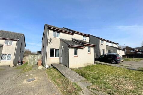 2 bedroom semi-detached house for sale