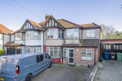 5 bedroom semi-detached house for sale