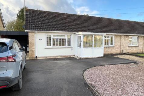 Low Road, Elm, Wisbech... 2 bed semi