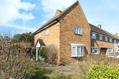 3 bedroom end of terrace house for sale