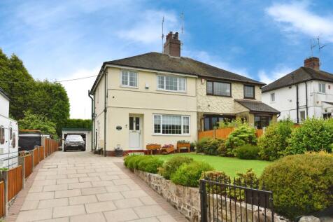 3 bedroom semi-detached house for sale