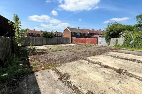 Former Garage Compound at Fairview... Land for sale