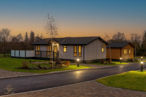 Bourn CB23 2 bed lodge for sale