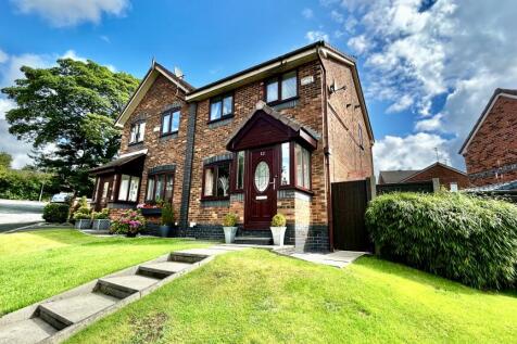 3 bedroom semi-detached house for sale