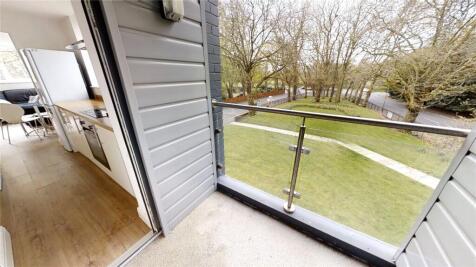 2 bedroom property for sale