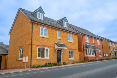 5 bedroom detached house for sale