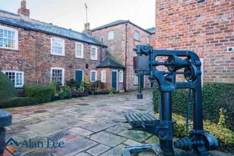 Flat B1, Regents Court, Macclesfield... 1 bed flat for sale