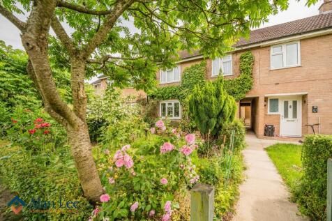 Walker Lane, Sutton, SK11 0DZ 3 bed terraced house for sale