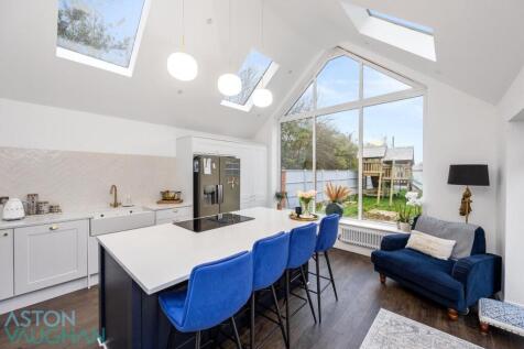 3 bedroom cottage for sale
