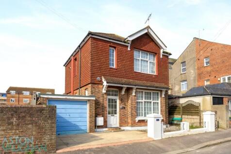Heene Place, Worthing BN11 2 bed detached house for sale