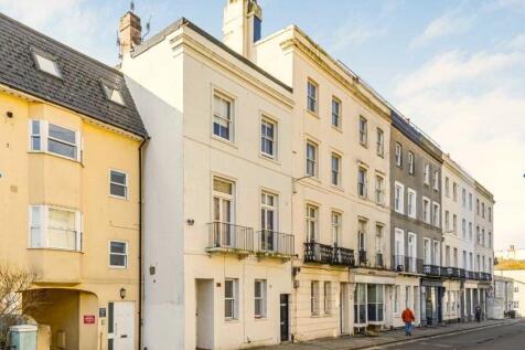 Bristol Road, Brighton BN2 2 bed apartment for sale