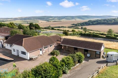 The Old Racecourse, Lewes BN7 5 bed detached house for sale