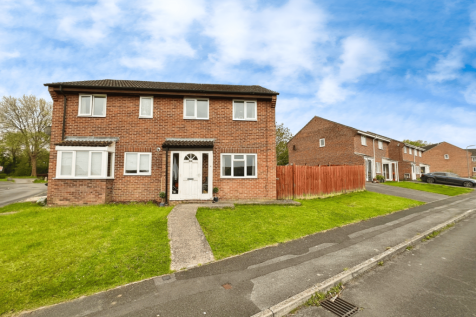 Blagrove Close, Street, BA16 3 bed semi
