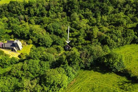 2 bedroom detached house for sale