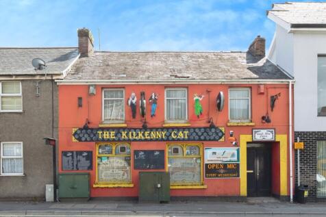 3 bedroom property for sale