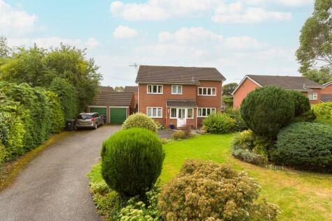 Cedar Avenue, Ellesmere. 4 bed detached house for sale