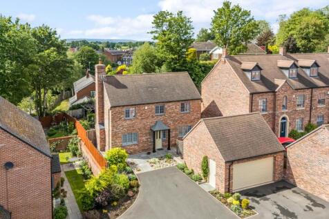Kynaston Place, Ellesmere. 4 bed house for sale
