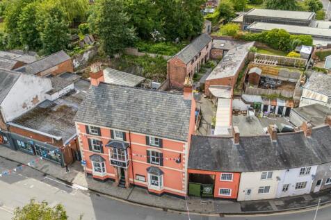 Cross Street, Ellesmere. 9 bed house for sale