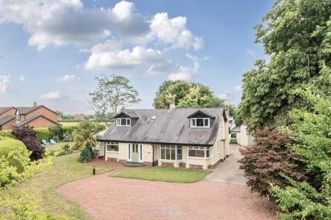 Station Road, Overton on Dee. 3 bed detached bungalow for sale