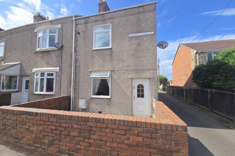 Togston Crescent, North Broomhill... 2 bed flat for sale