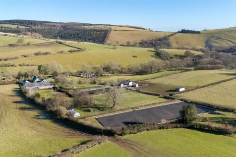Little Hobarris Farm, Chapel Lawn... 4 bed country house for sale