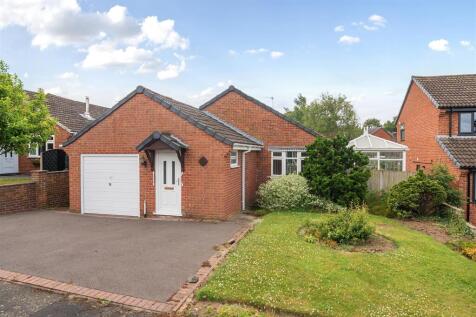6 Oak Tree Drive, Bayston Hill... 3 bed detached bungalow for sale