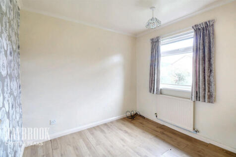 Lundwood Grove, Owlthorpe 2 bed detached bungalow for sale