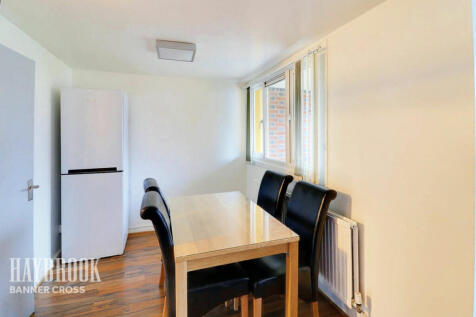 Mount Street, Sheffield 2 bed maisonette for sale