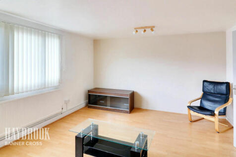2 bedroom maisonette for sale