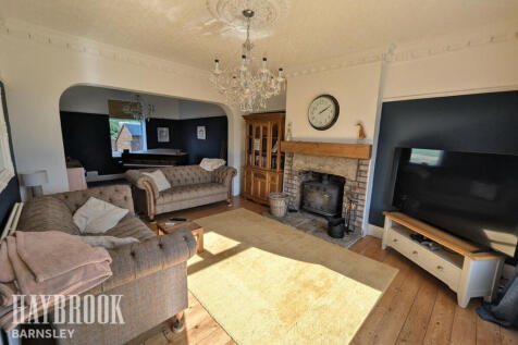 High Street, Great Houghton 6 bed terraced house for sale