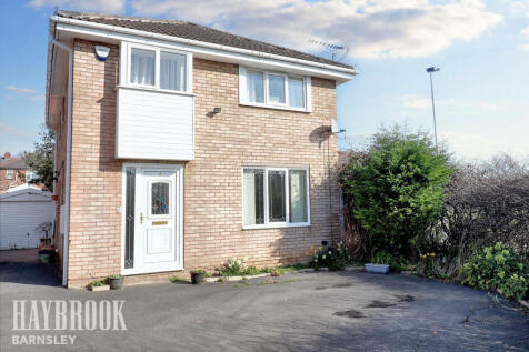 Cropton Road, Royston 4 bed detached house for sale