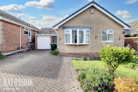 East Road, Oxspring 2 bed detached bungalow for sale