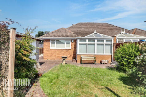 2 bedroom semi-detached bungalow for sale