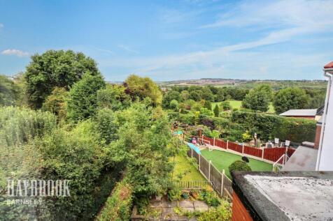 Woodstock Road, Barnsley 3 bed detached house for sale