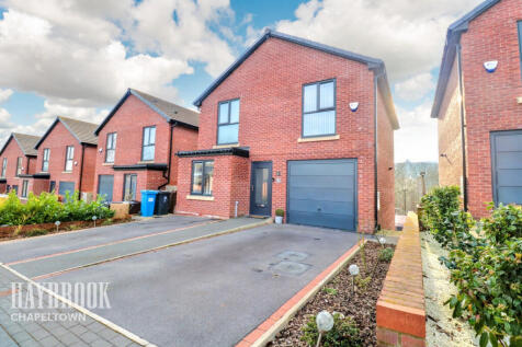 Springwood Gardens, High Green 5 bed detached house for sale