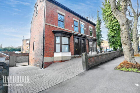 4 bedroom semi-detached house for sale