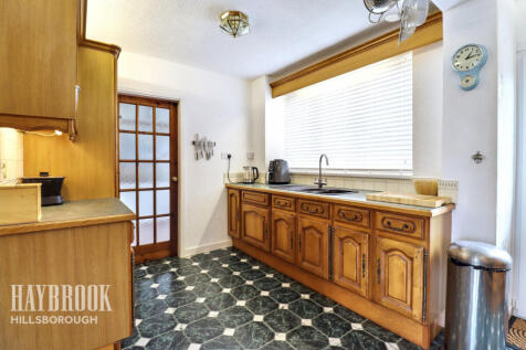 Goddard Avenue, Sheffield 3 bed detached house for sale