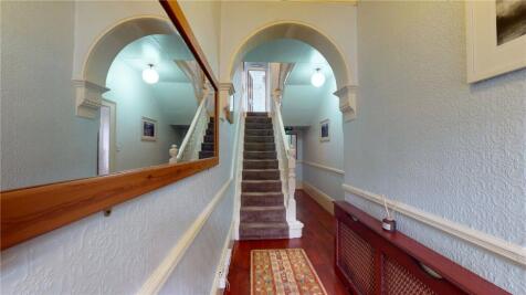 5 bedroom terraced house for sale