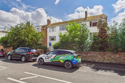 Andover Court Andover Road, Tivoli... 3 bed apartment for sale