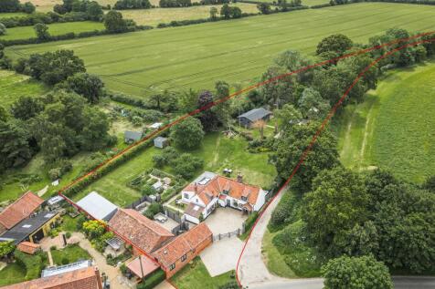 Main Home with Annexe on a Plot of... 7 bed detached house for sale